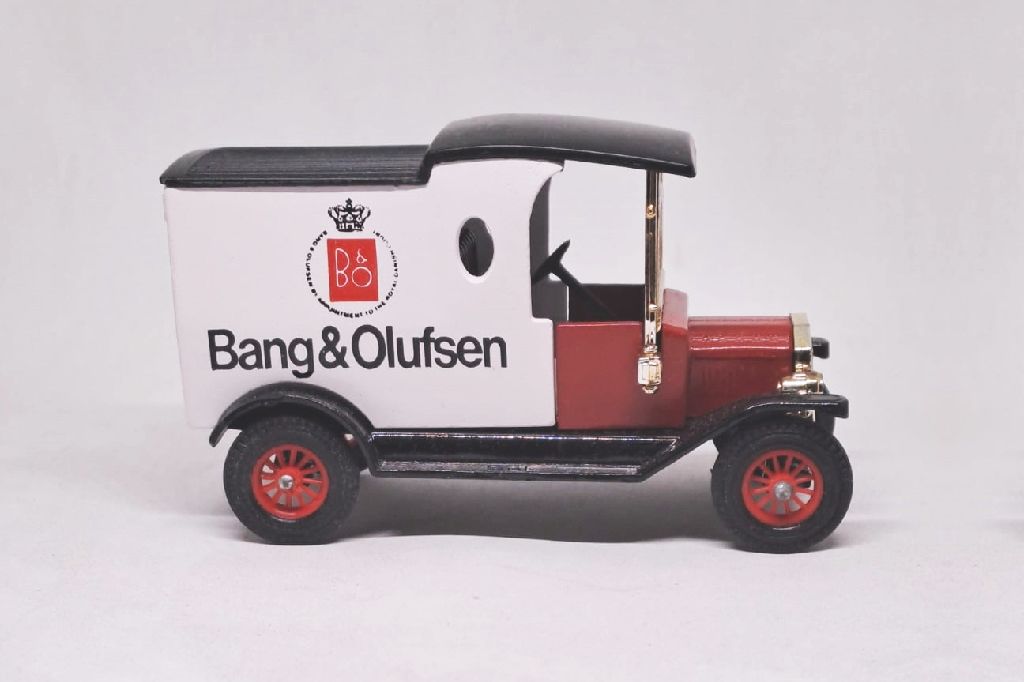 Bang & Olufsen